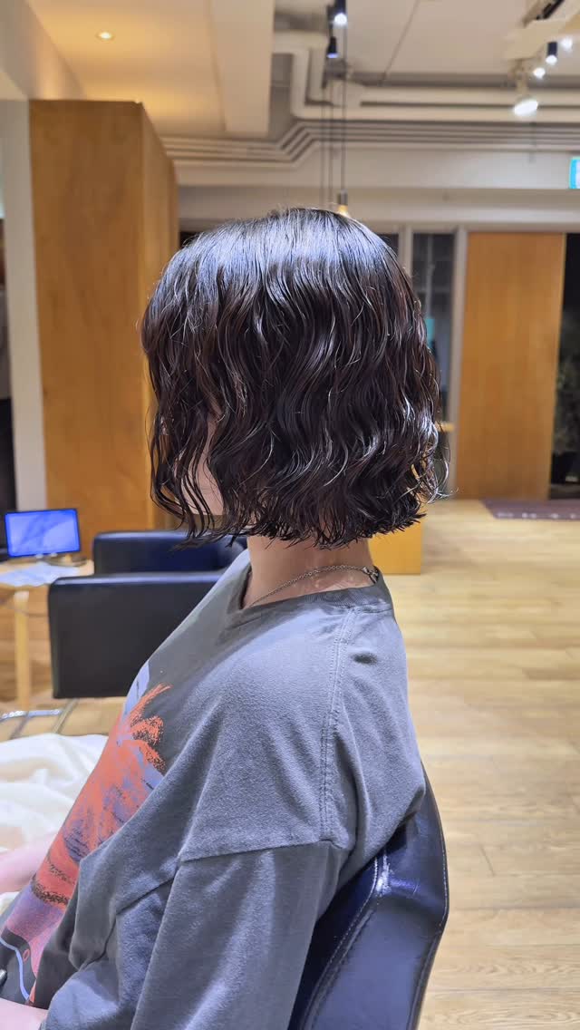 東京 表参道・銀座にあるパーマが得意な美容室 apish（アピッシュ）